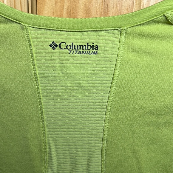 Columbia Titanium Omni-Shade Shirt - Picture 6 of 6
